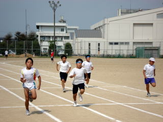男子 100m 4年 2組